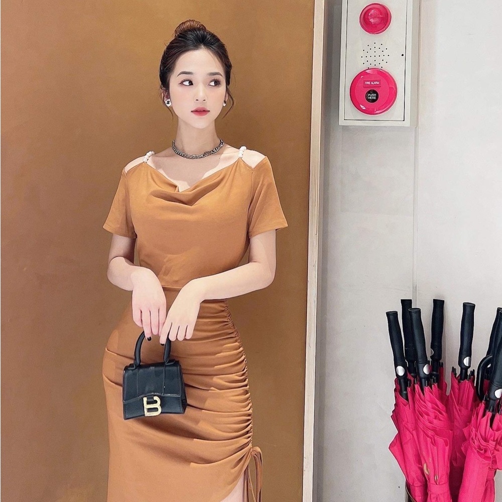 Women body dresses
